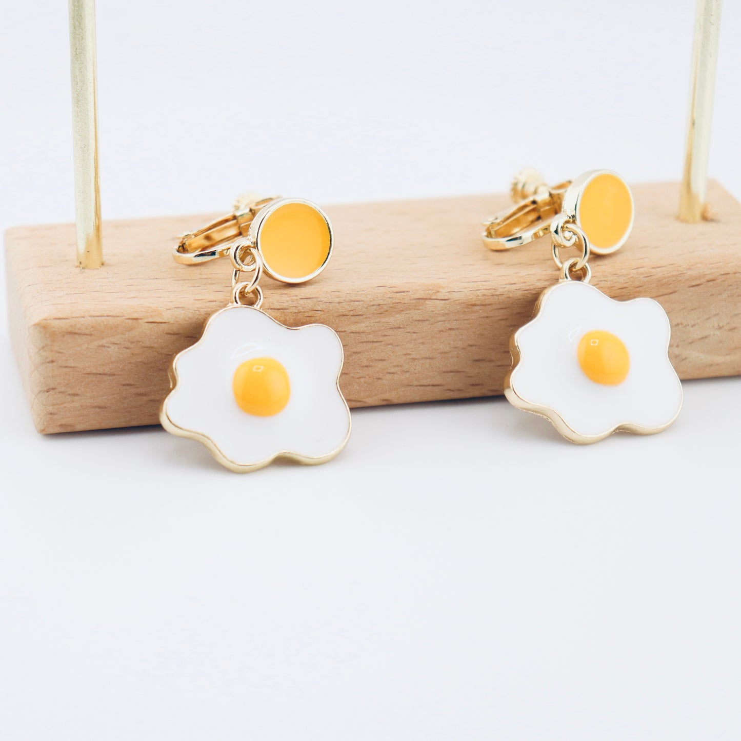 Sunny Side Snaps Clip On Earrings