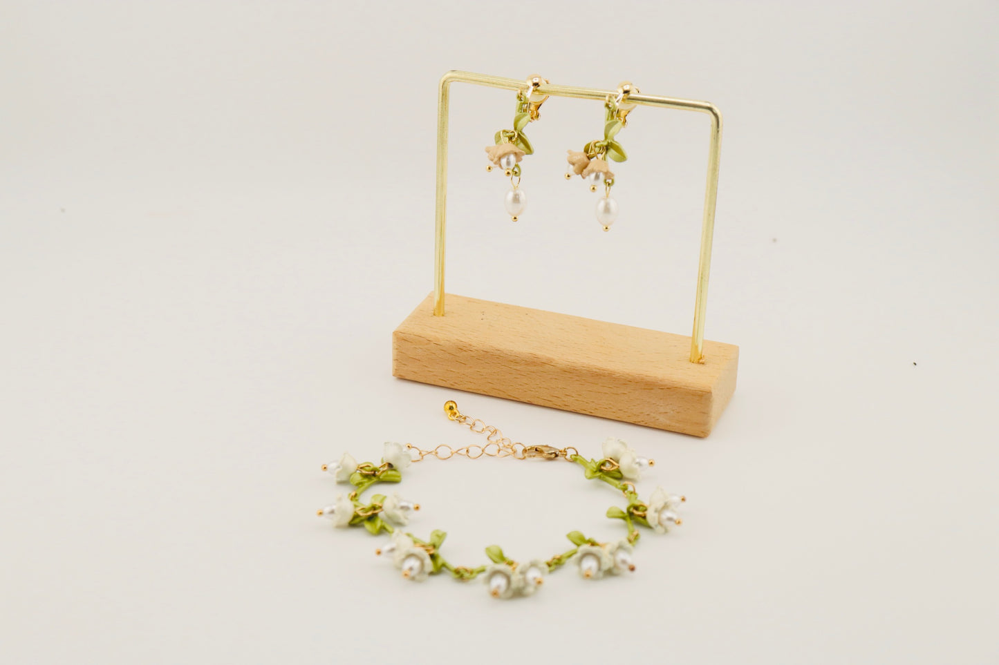 Glooming Blooming Sets - Clip On Earrings & Bracelet